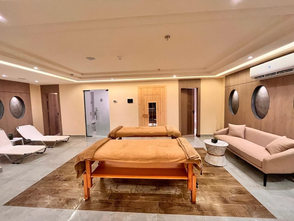 FLOW Spectrum Resort Sahl Hasheesh 30/102