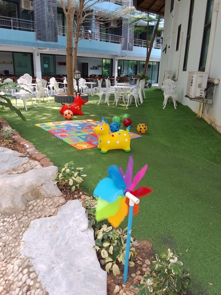 Baan Bangsare Resotel Chonburi 38/56