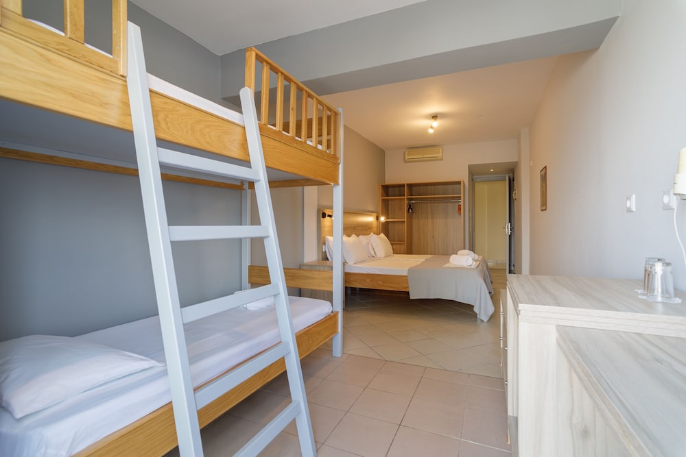 Hermes Hotel Kos 13/35
