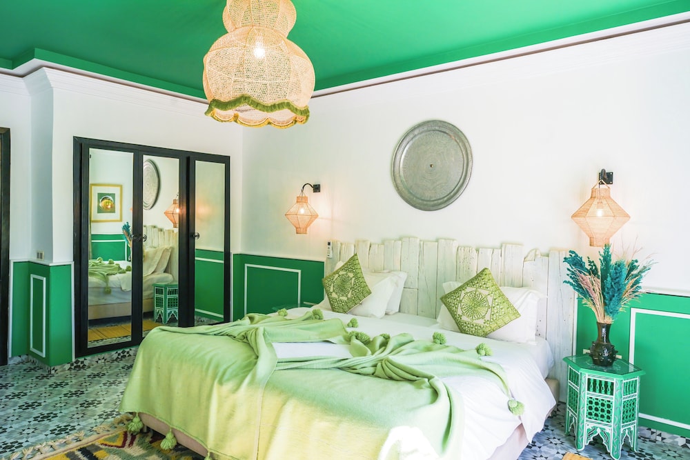 Premium, Double Bed