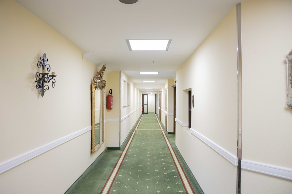 Hotel Schmelmer Hof 2/50