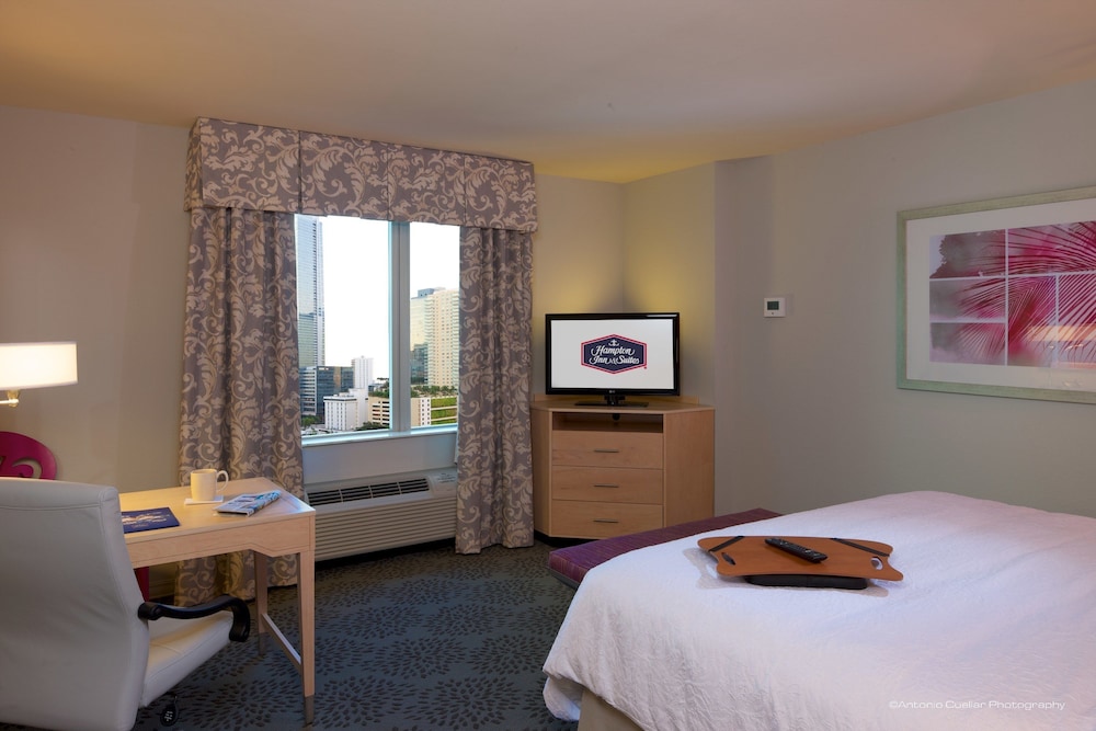 Hampton Inn Suites By Hilton Miami Brickell Downtown 34/65