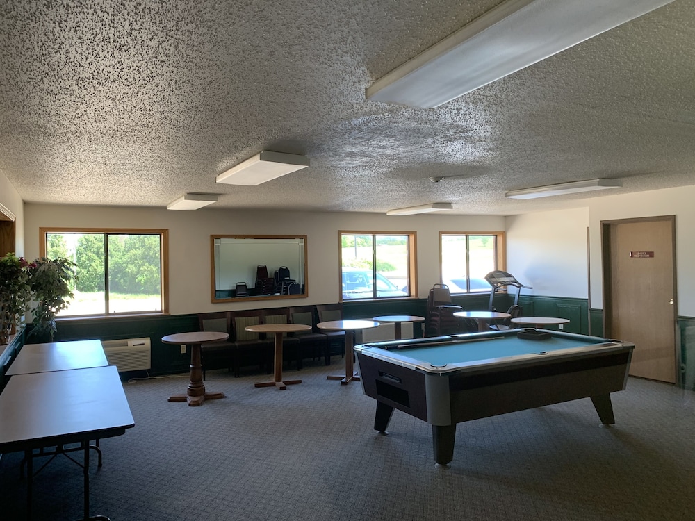 Designer Inn & Suites 52/69