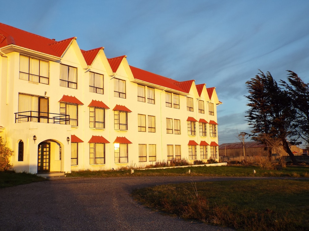 HOTEL HD NATALES 3/68