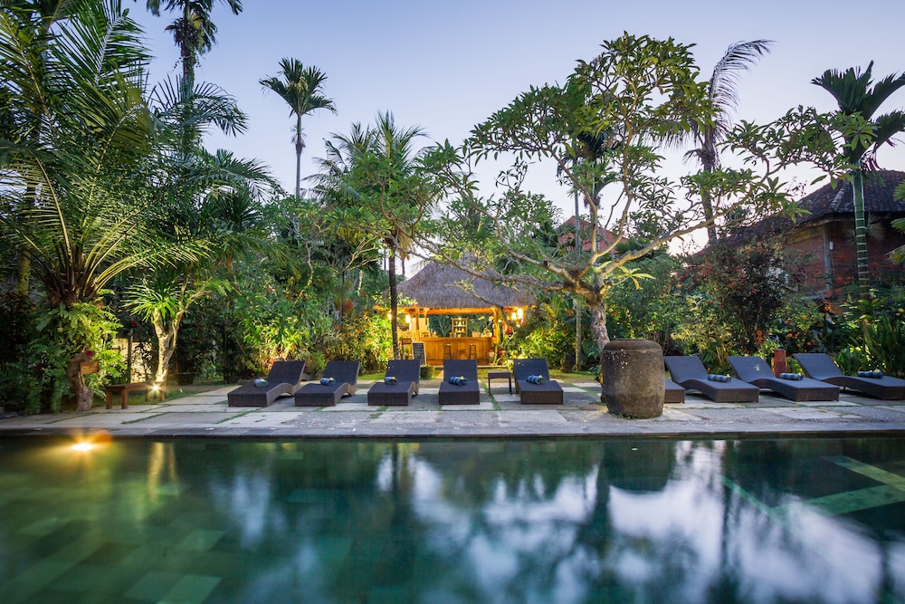 Ubud Inn Cottages 56/61