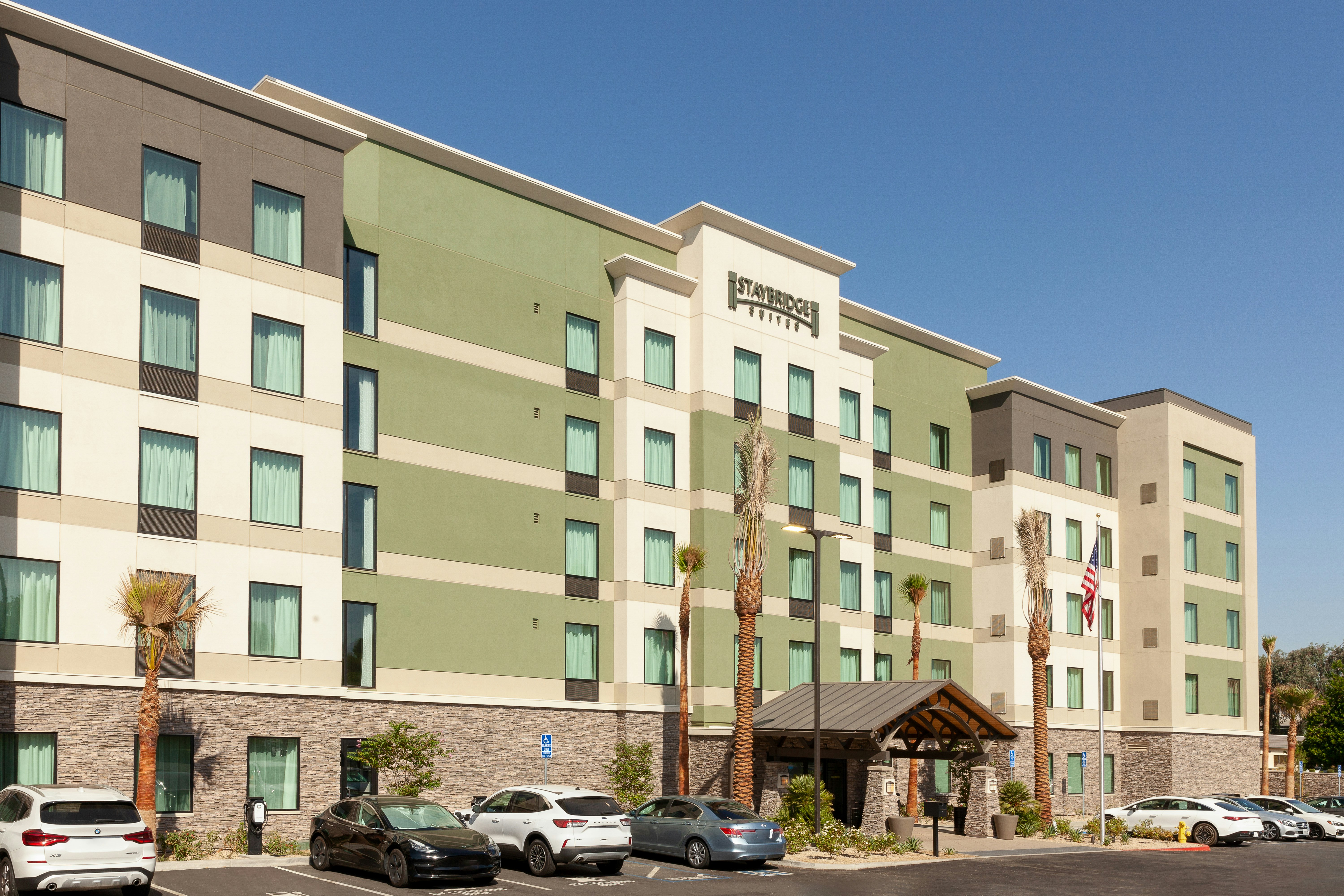 STAYBRIDGE SUITES SAN BERNARDINO LOMA LINDA 4/37