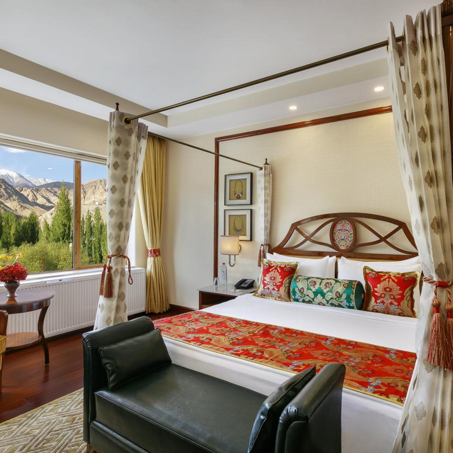 Heritage, Suite