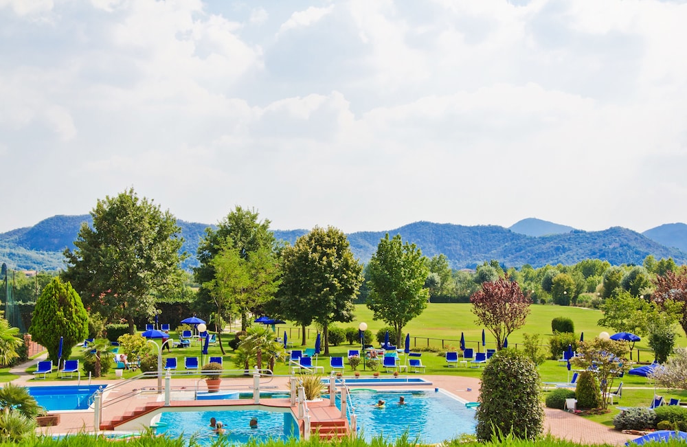 Hotel Terme Leonardo 33/42