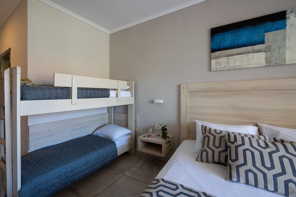 Marelen Hotel 23/76