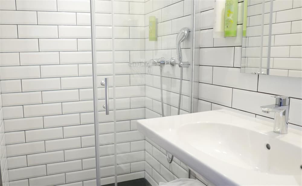 Quality Hotel Le Cardinal 50/50