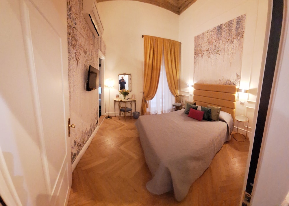 Ingrami Suites 11/72