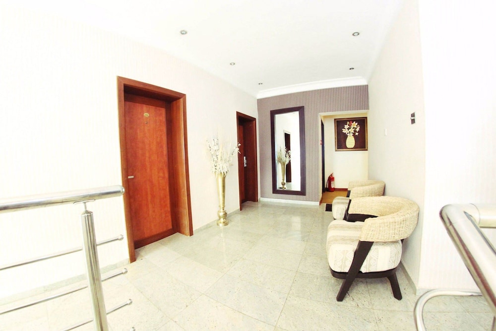 Pearl Gate Hotel 26/50