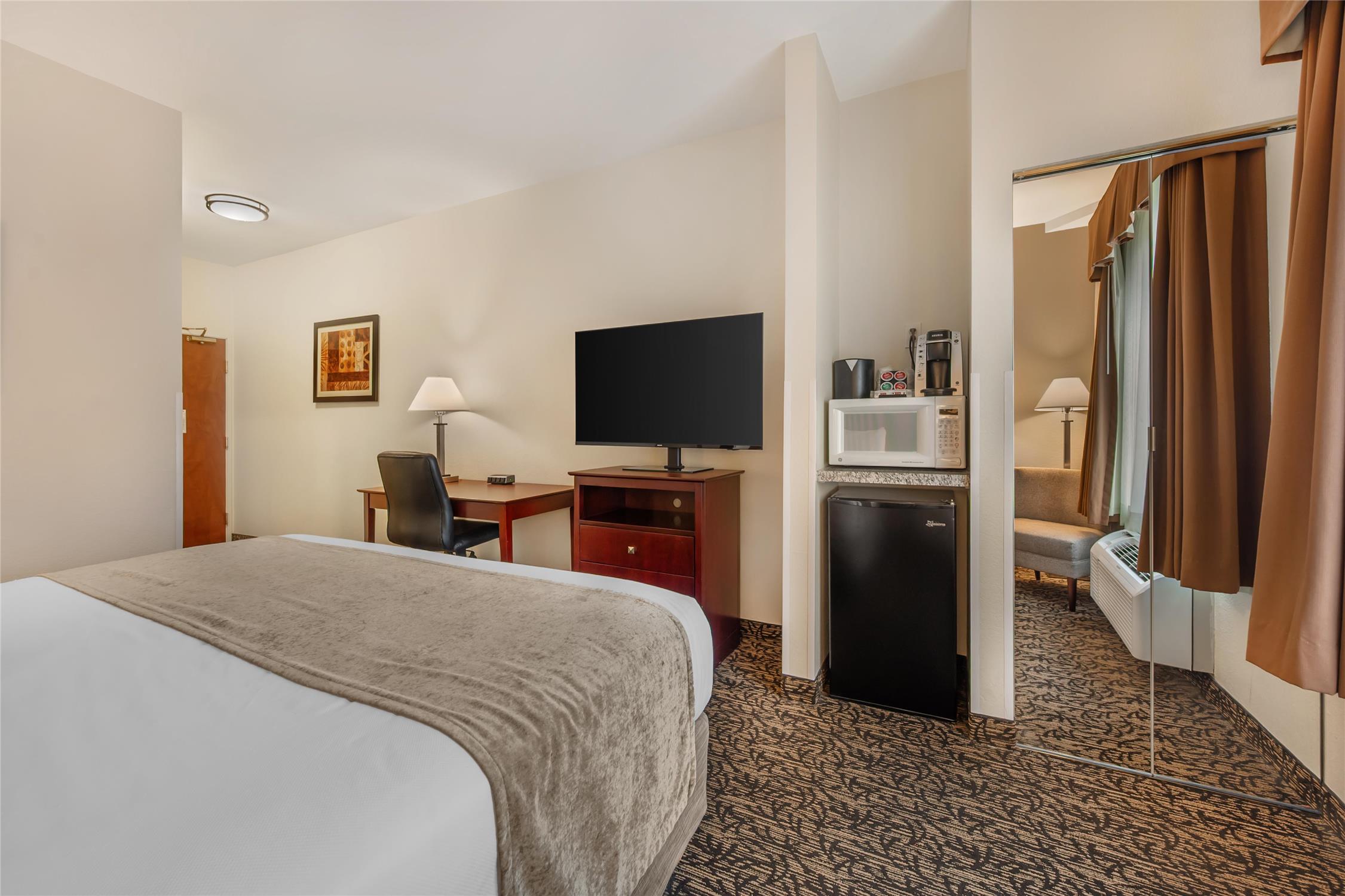 غرفة بسرير كينج لذوي الإعاقة، Best Western Plus Boulder Louisville 5/9