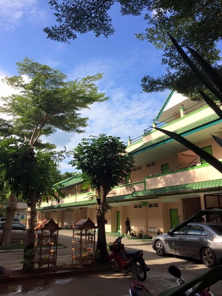 J.Holiday Inn Krabi 48/51