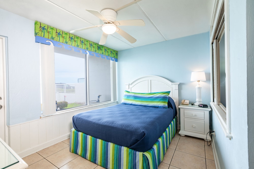 Fantasy Island Resort 7/36