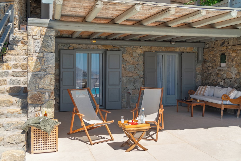Thalasses Villas 24/50