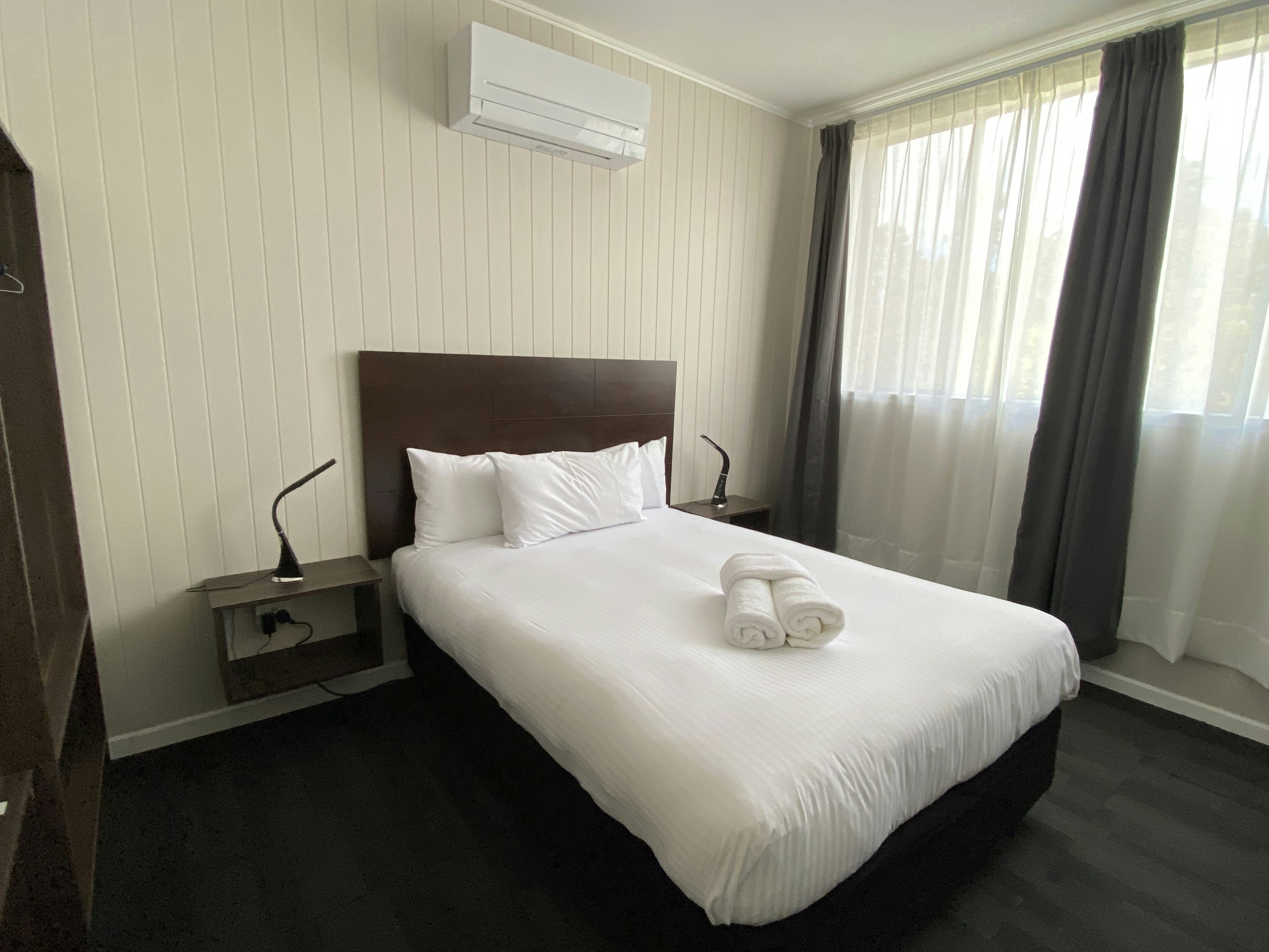 Nowra Motor Inn 6/17