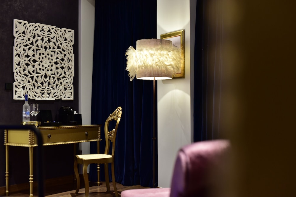 Maxime Hotel 49/69