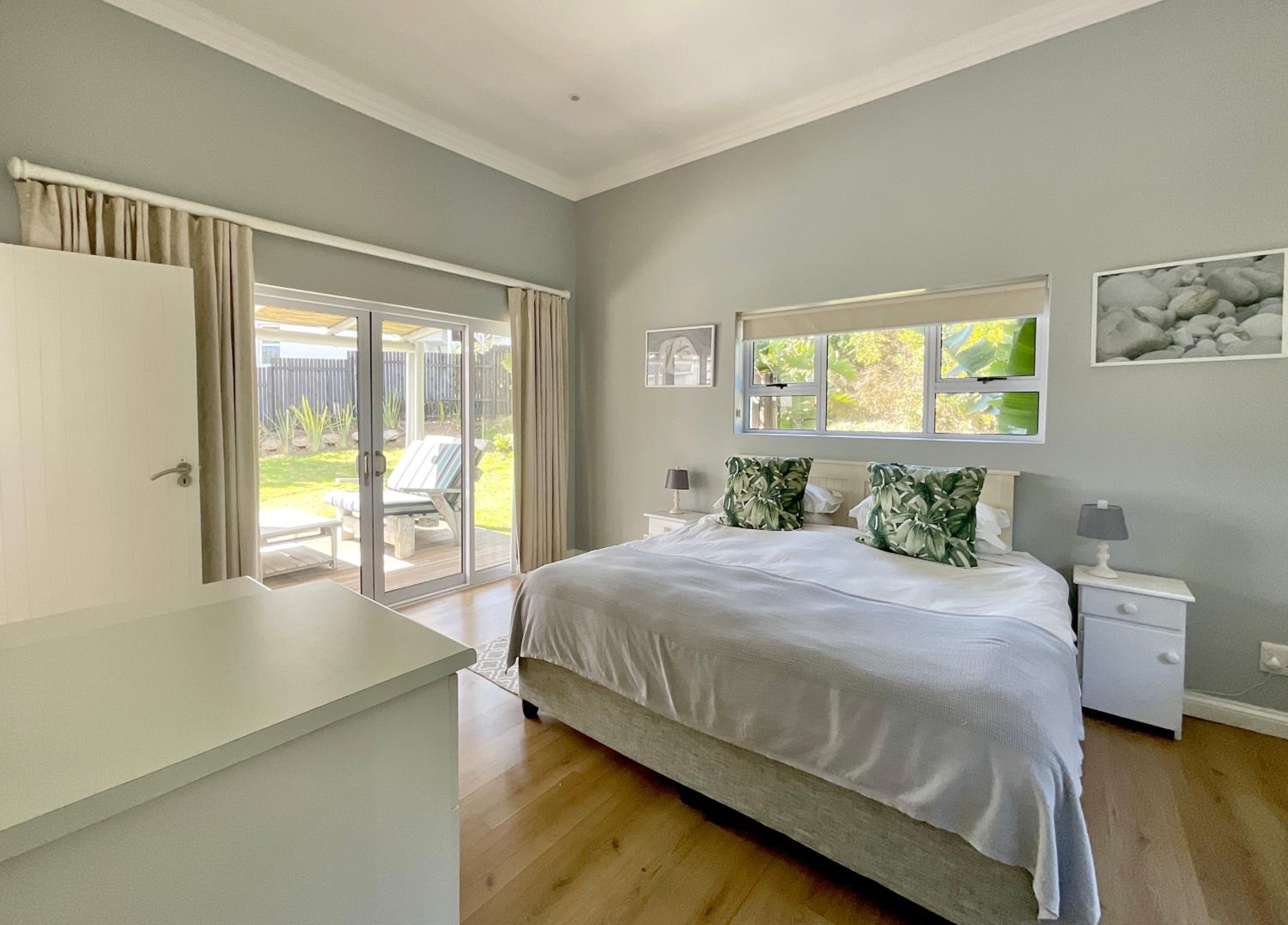 Beach Break Guest Houses and Villas 17/50