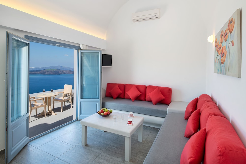 Apanemo Hotel and Suites 41/59