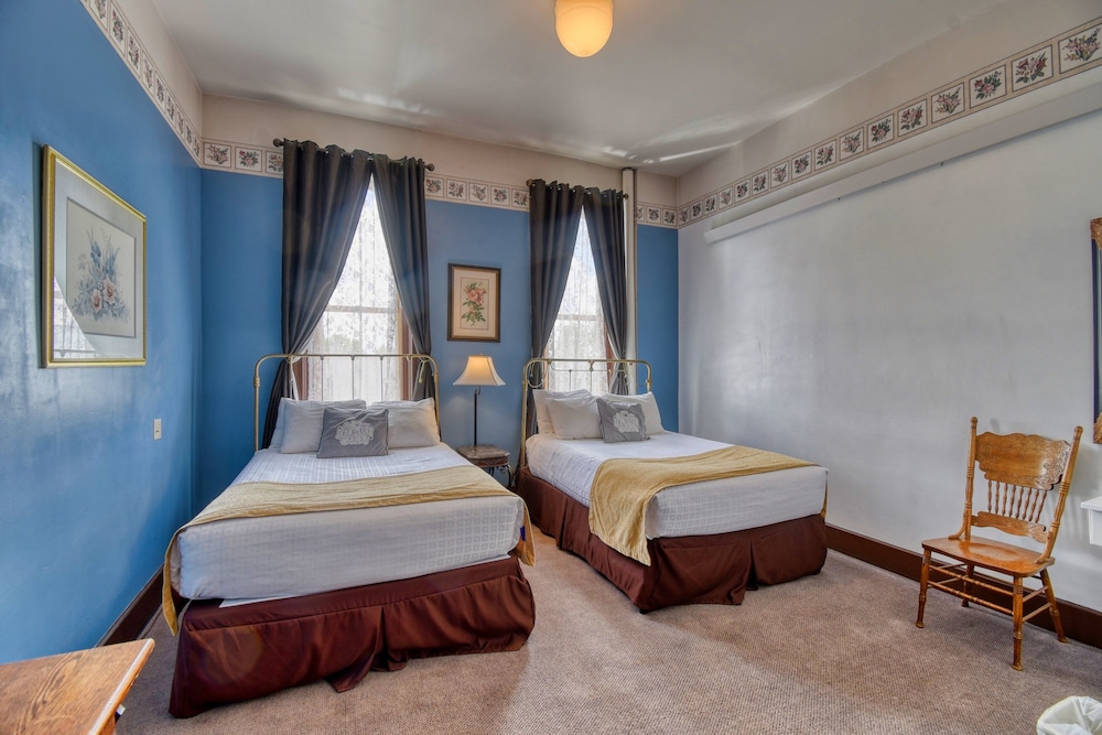 Delaware Hotel 15/49