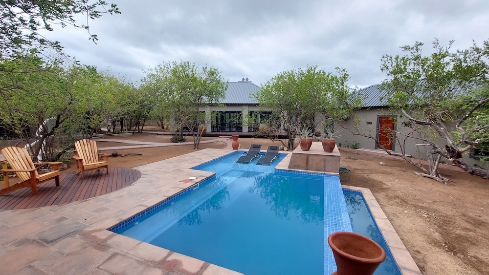 The Baobab Bush Lodge 29/50