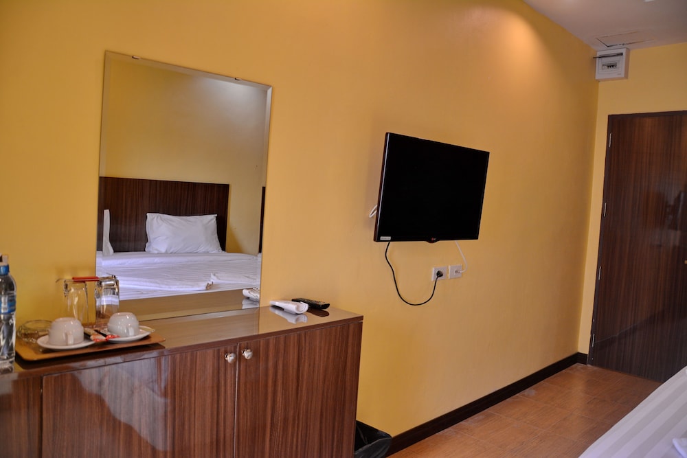 Taj Place Residency 27/30