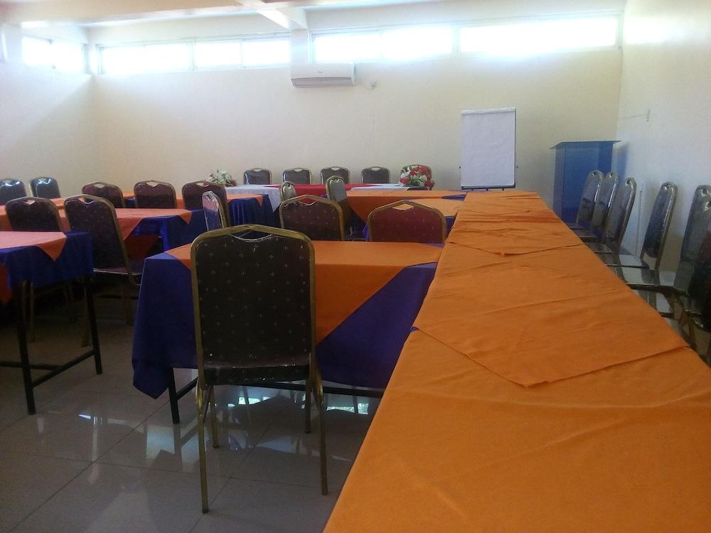 Kinondoni Diamond Hotel 13/20