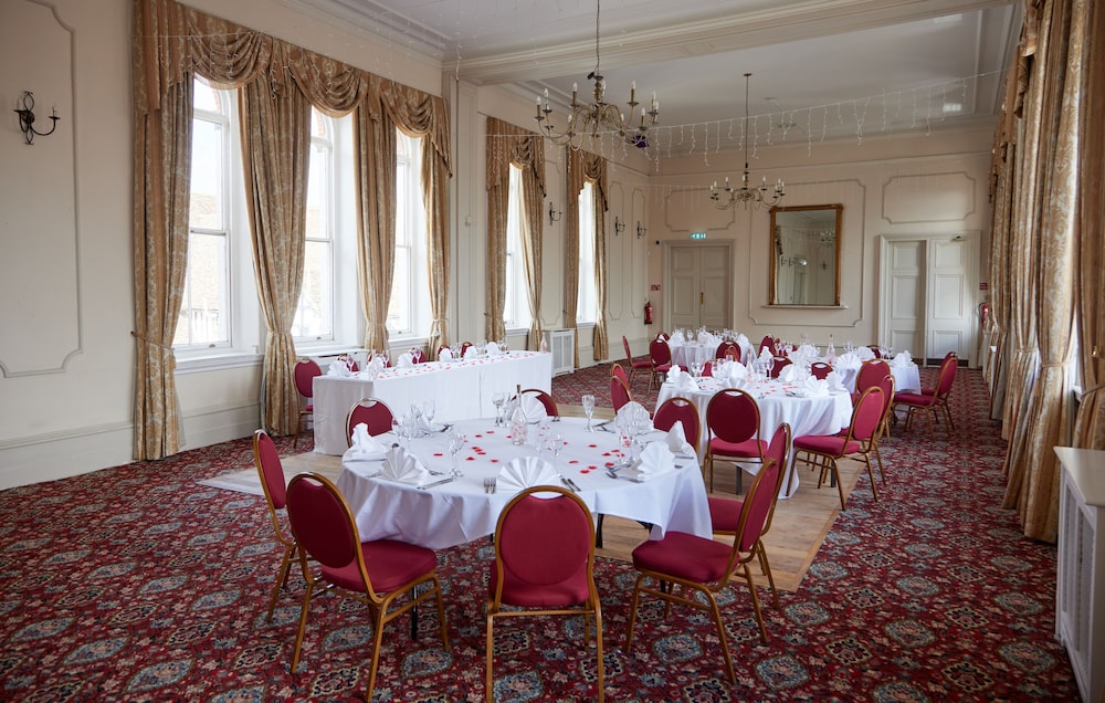 The George Hotel 44/57