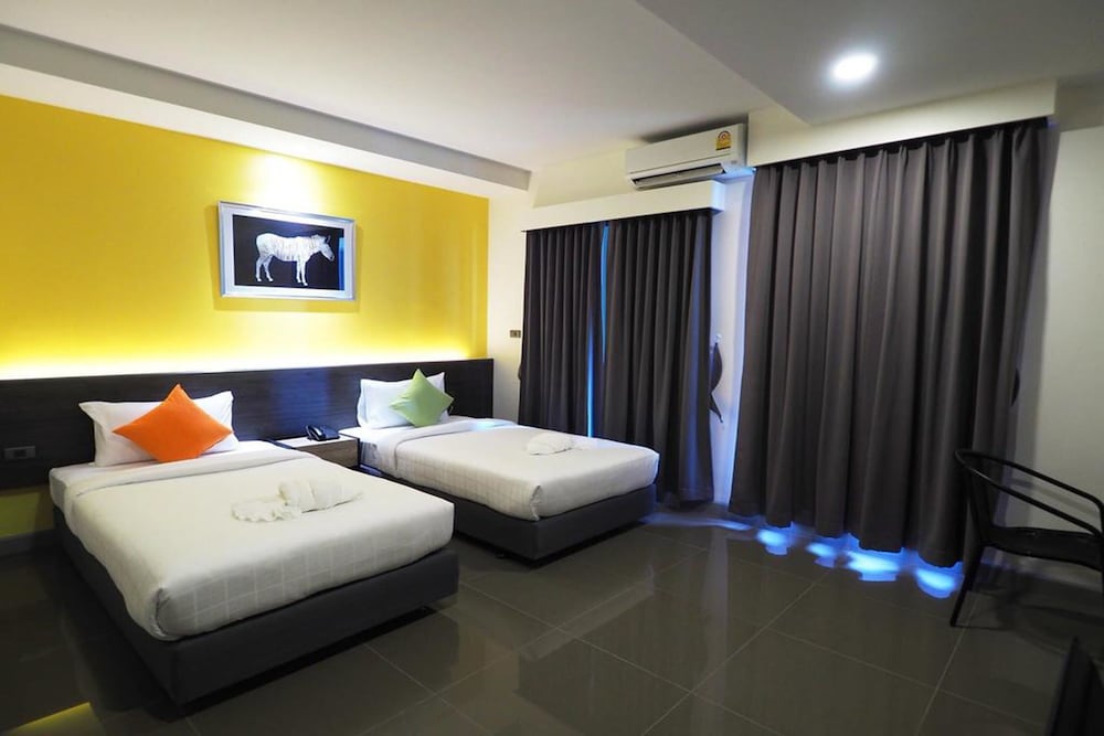 Clover Hotel Hatyai 22/58
