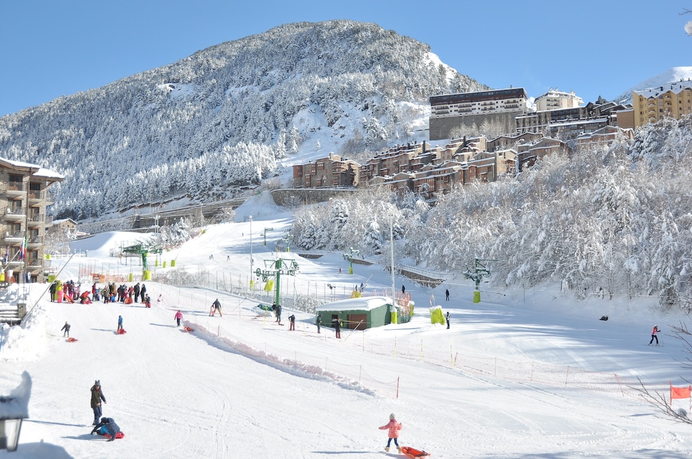 Serras Andorra 5/76
