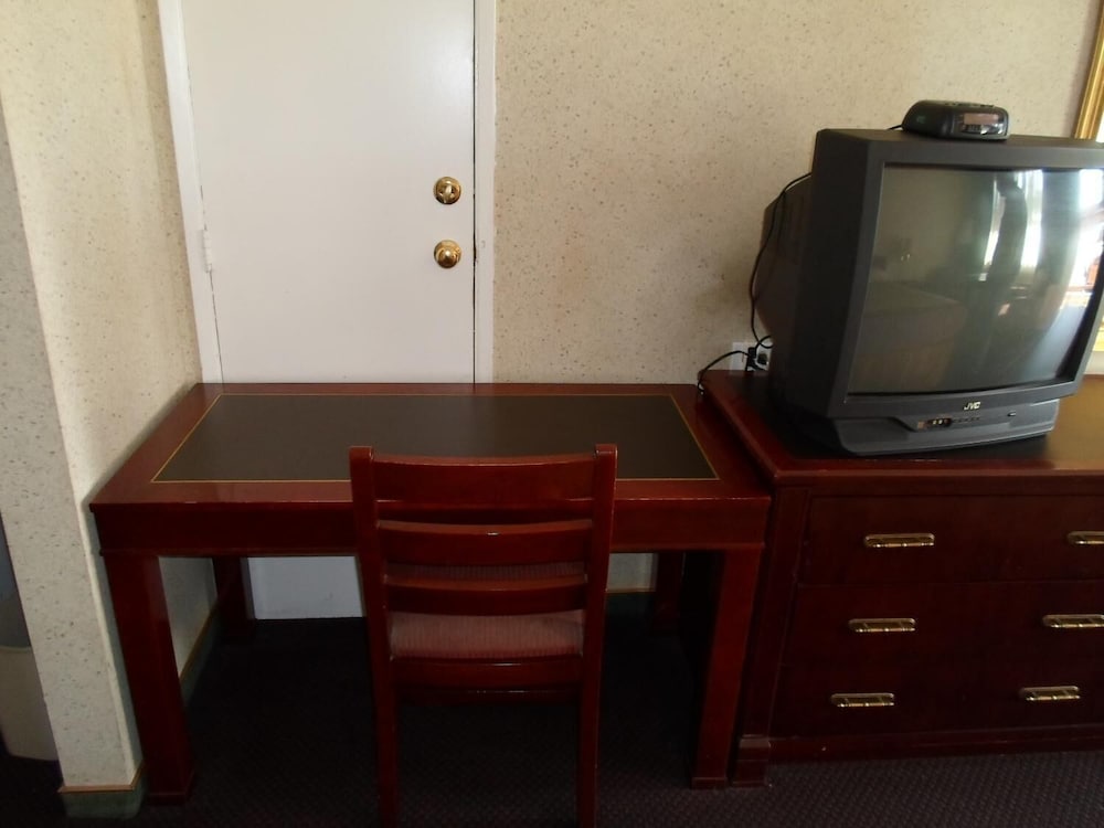 Heritage Inn 40/57
