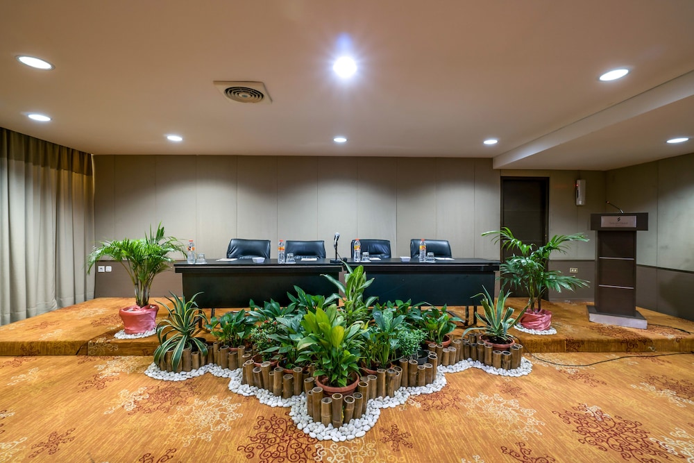 Sofyan Hotel Cut Meutia 60/63