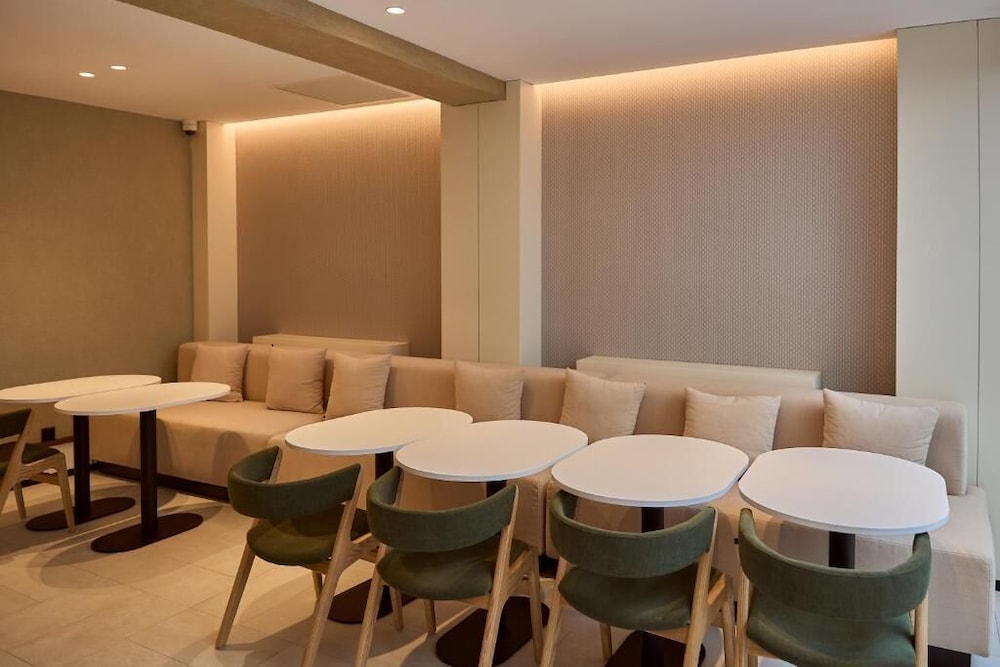 Omid Saldanha Hotel 26/33