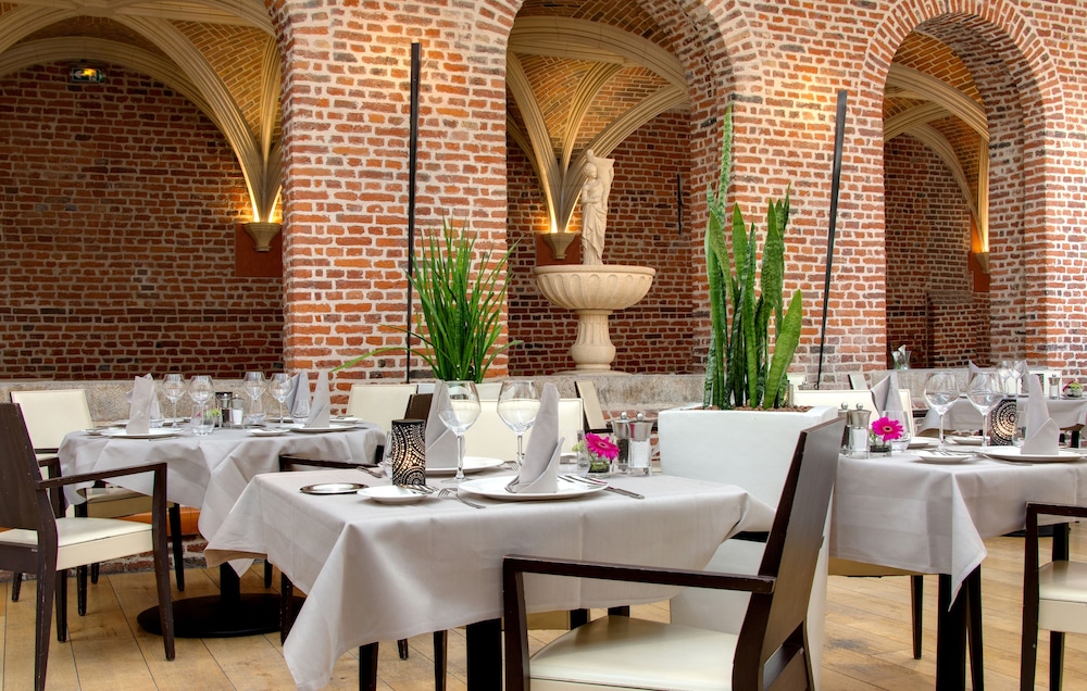Hotel Couvent des Minimes Lille 60/71