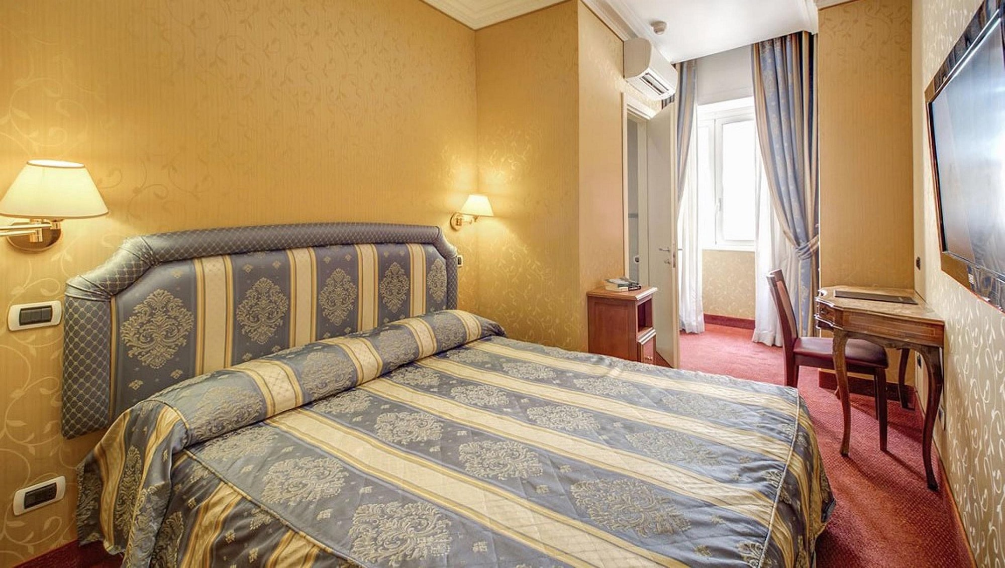 ECONOMY, DOUBLE BED
