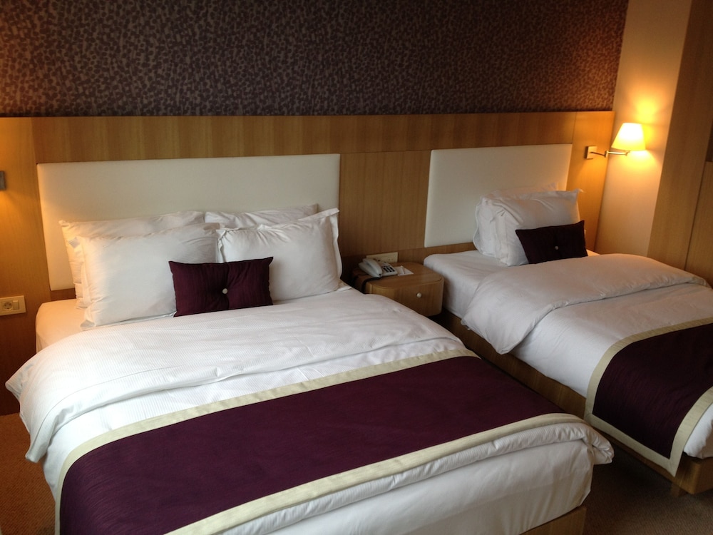 STANDARD, TWIN BEDS