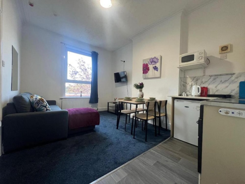 Diamond Apartments Skegness 25/50