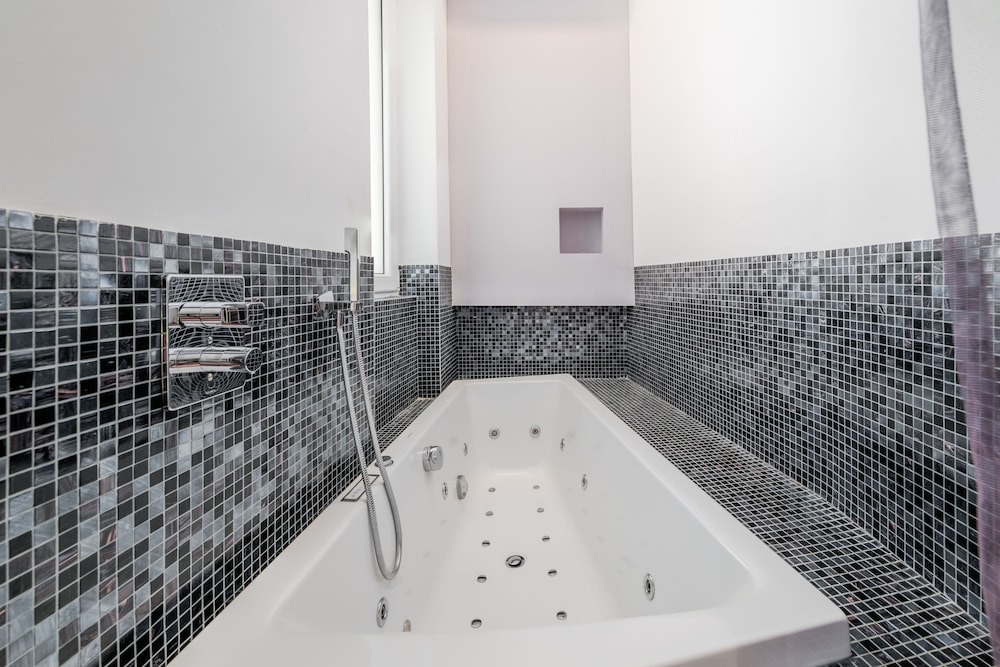Starlight luxury rooms 49/50