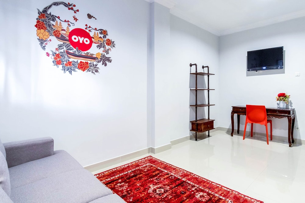 OYO 283 Helvetia Residence 44/56