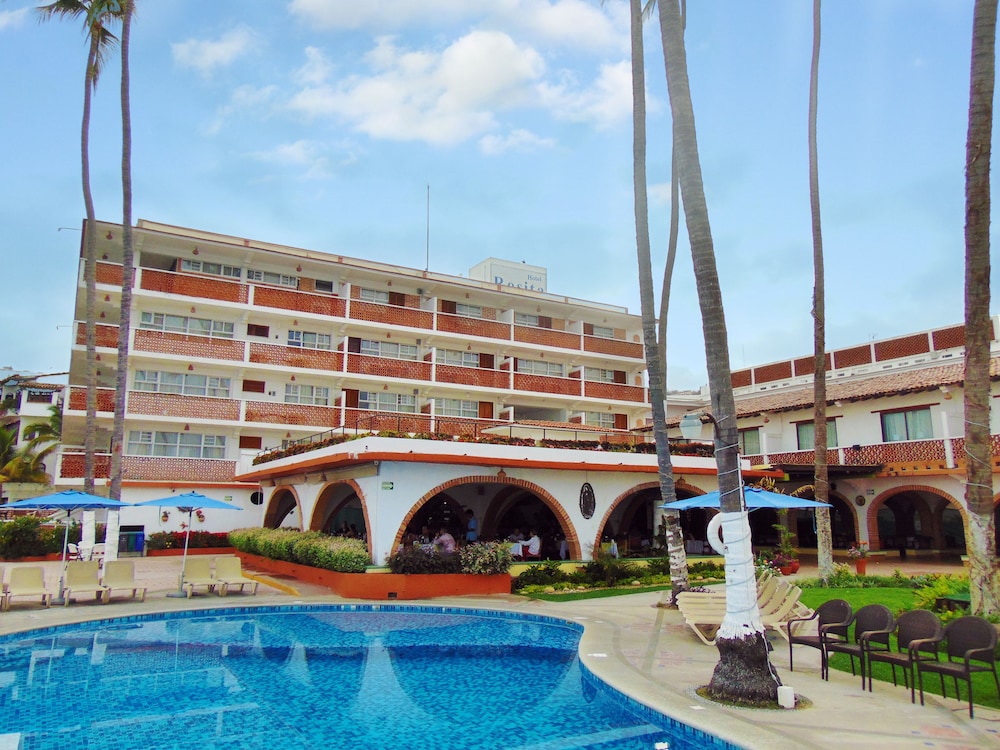 Rosita in PUERTO VALLARTA
