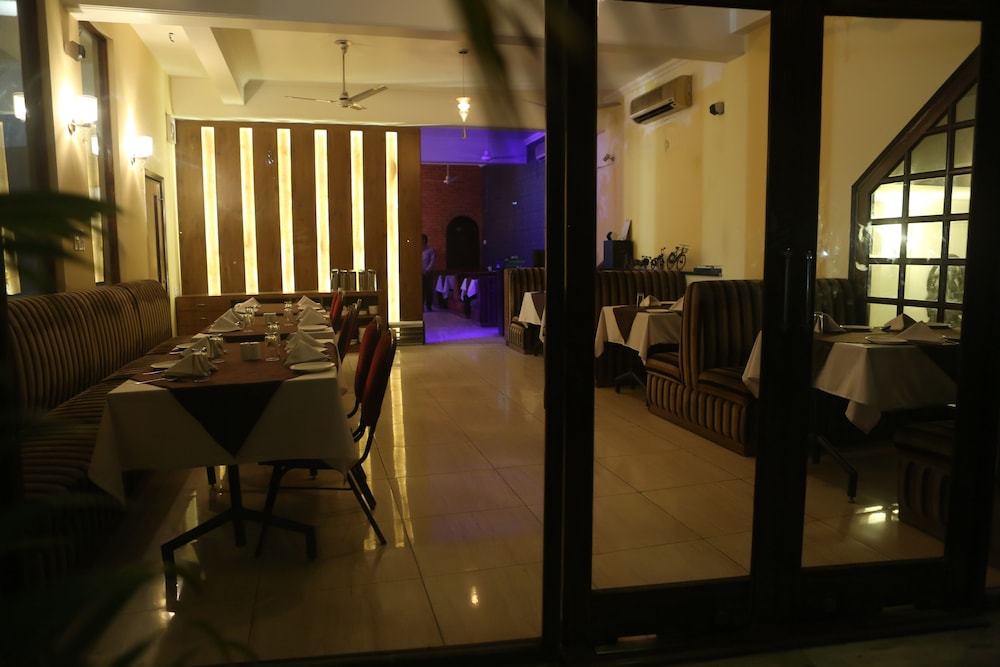 Hotel Kamla Palace 19/25