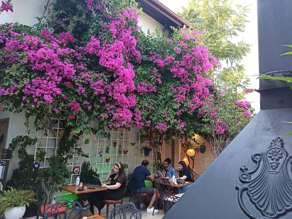 Route Hotel Kaleici 46/50