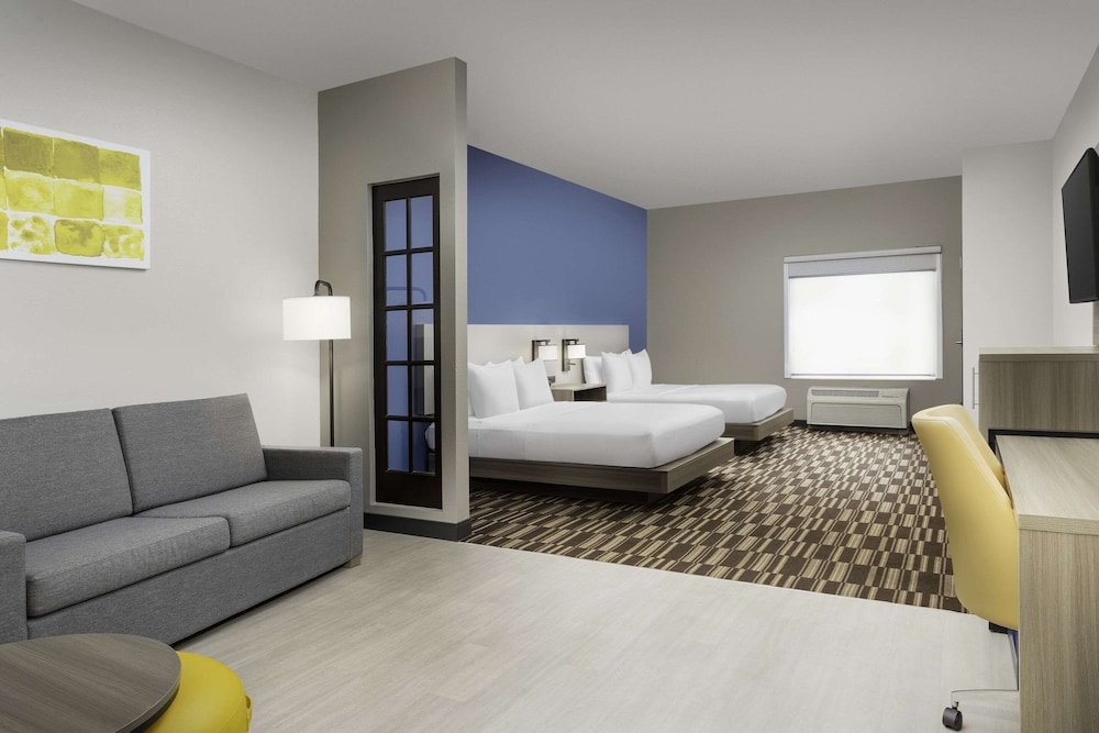 Comfort Suites Lake City 15/50