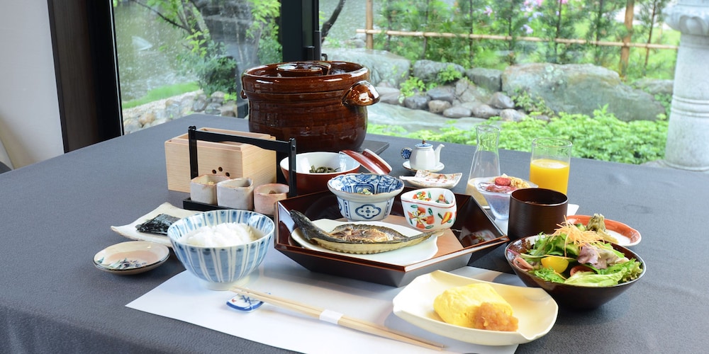 Auberge Yusura 37/50