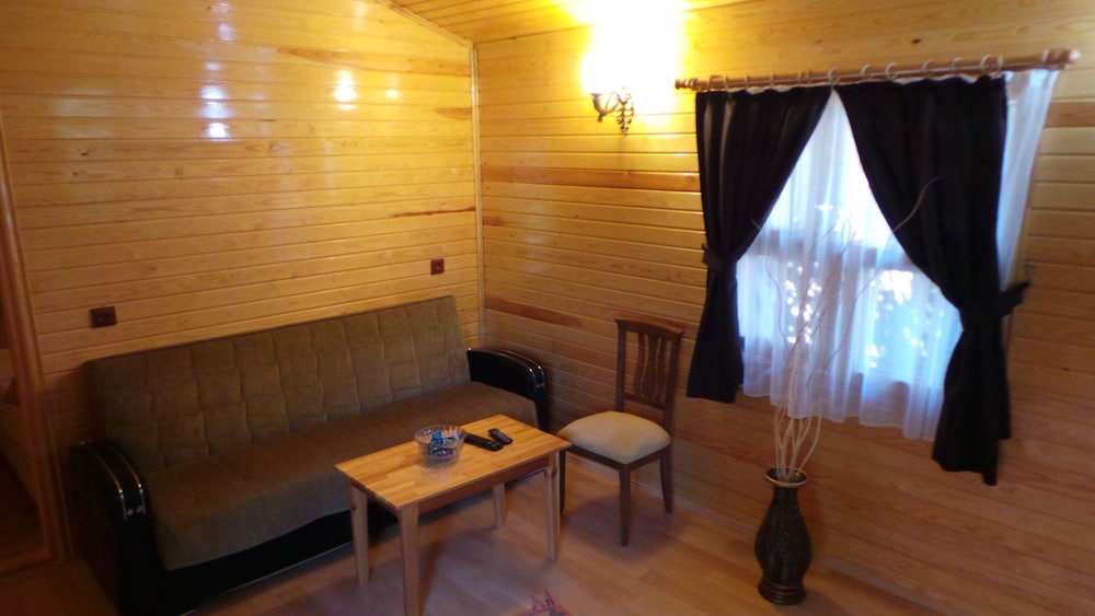 Mercan Bungalow 12/50