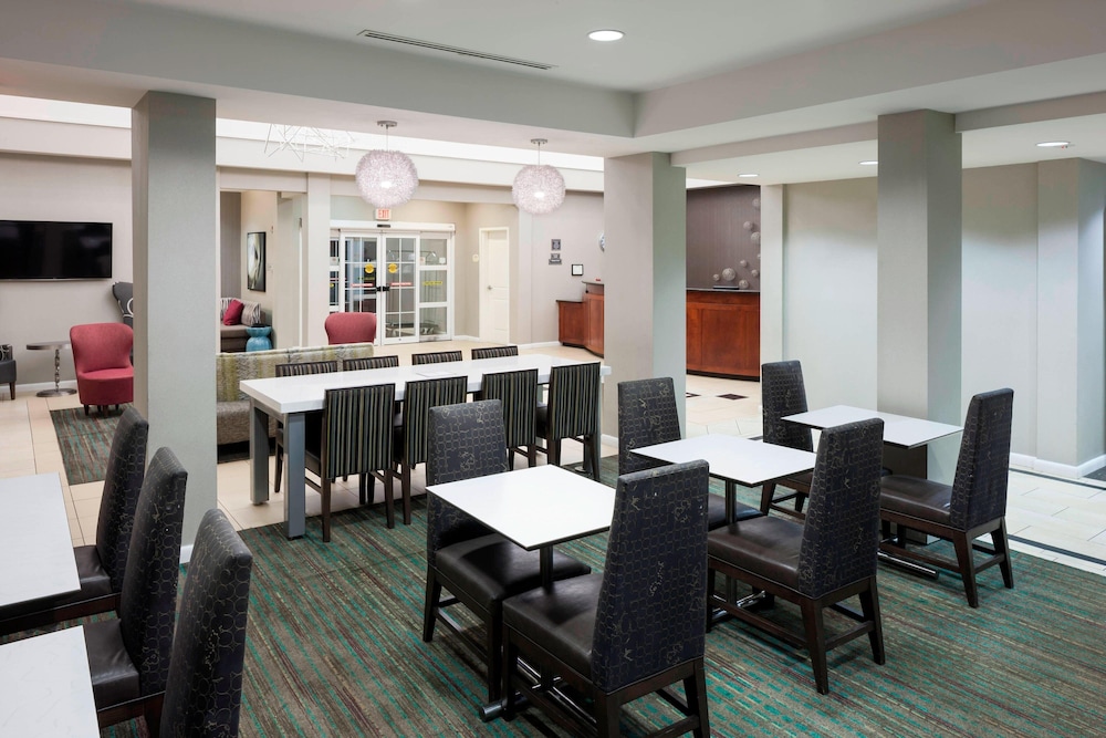 Residence Inn Jackson Ridgeland 37/39