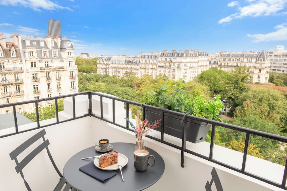 Hotel Lampika 26/50