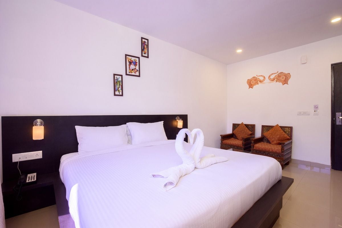 Deluxe, King Bed, Garden Area