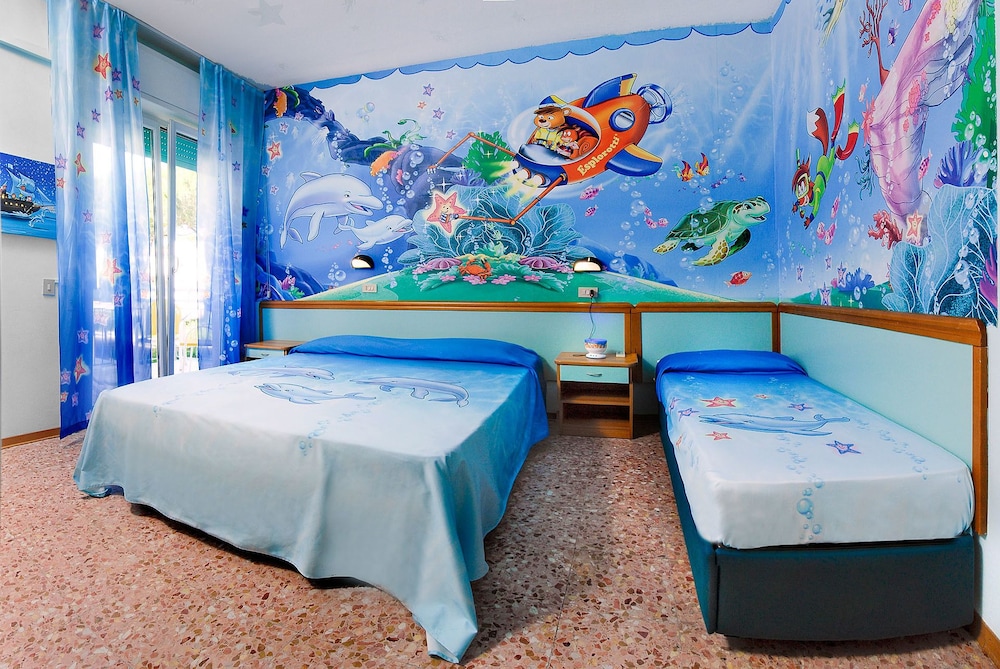 Bahamas 26/70